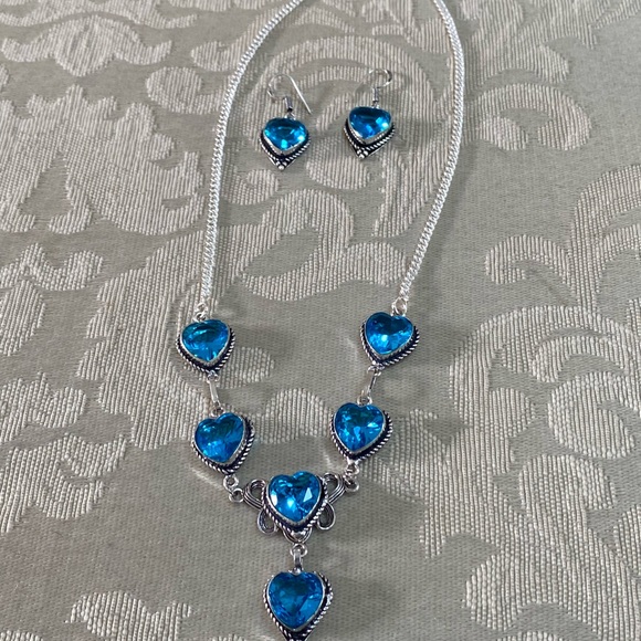 Heart Necklace and Earrings - Picture 11 of 12